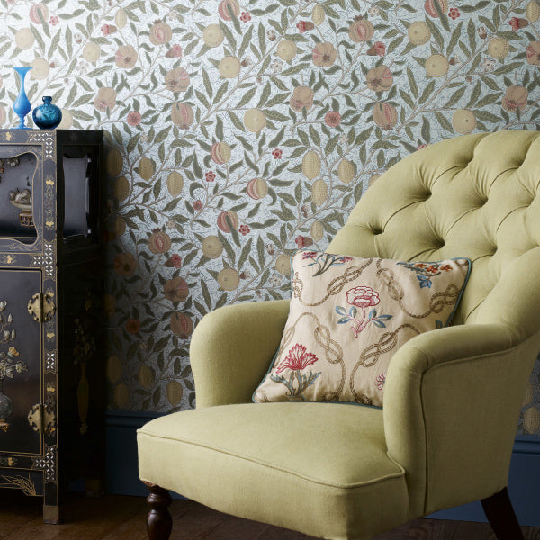 Morris & Co. Archive I Wallpaper