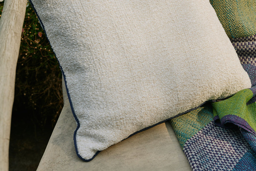 Christopher Farr Deia Outdoor Woven Bianco Fabric