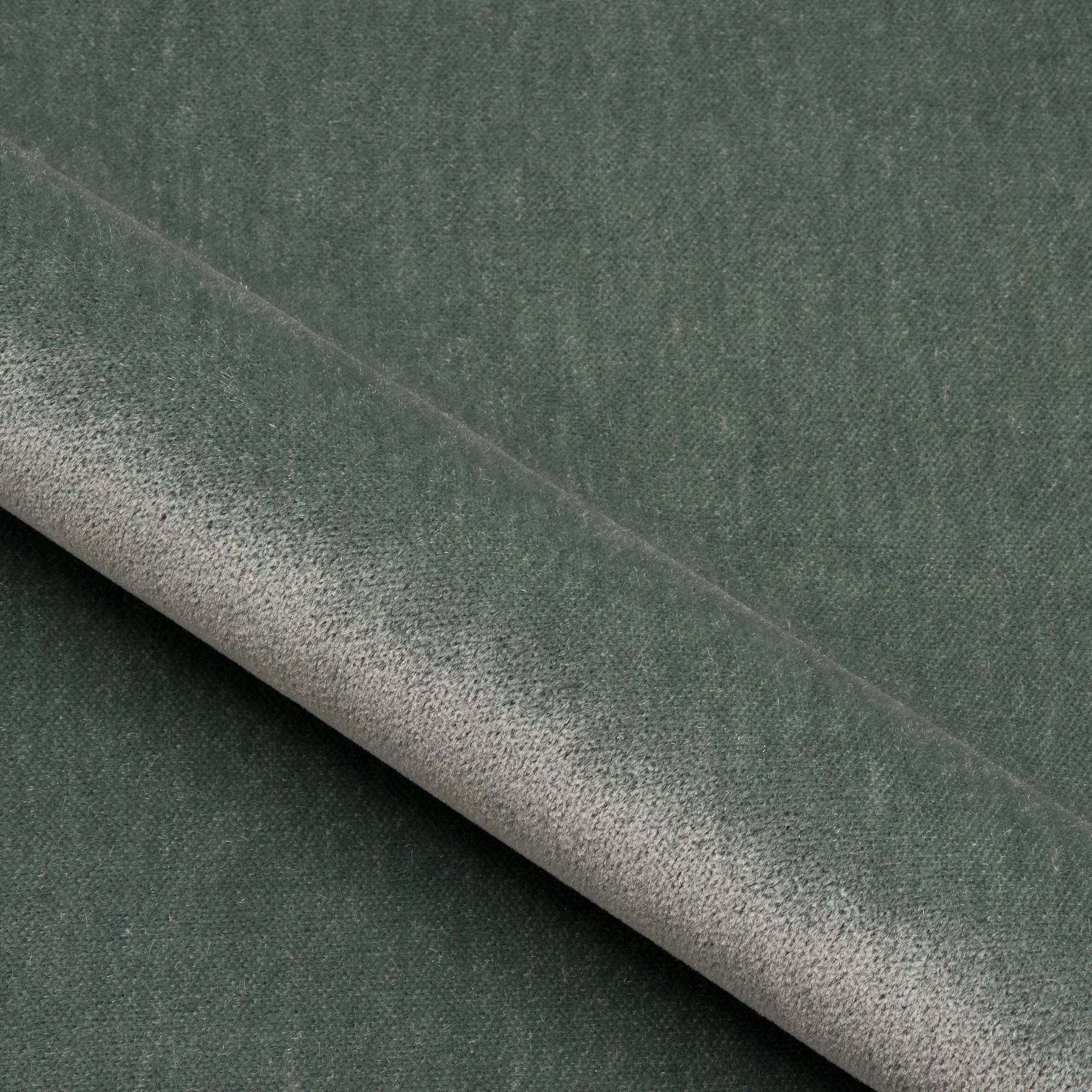 Nobilis Velours Yeti 78 Fabric 10749.78