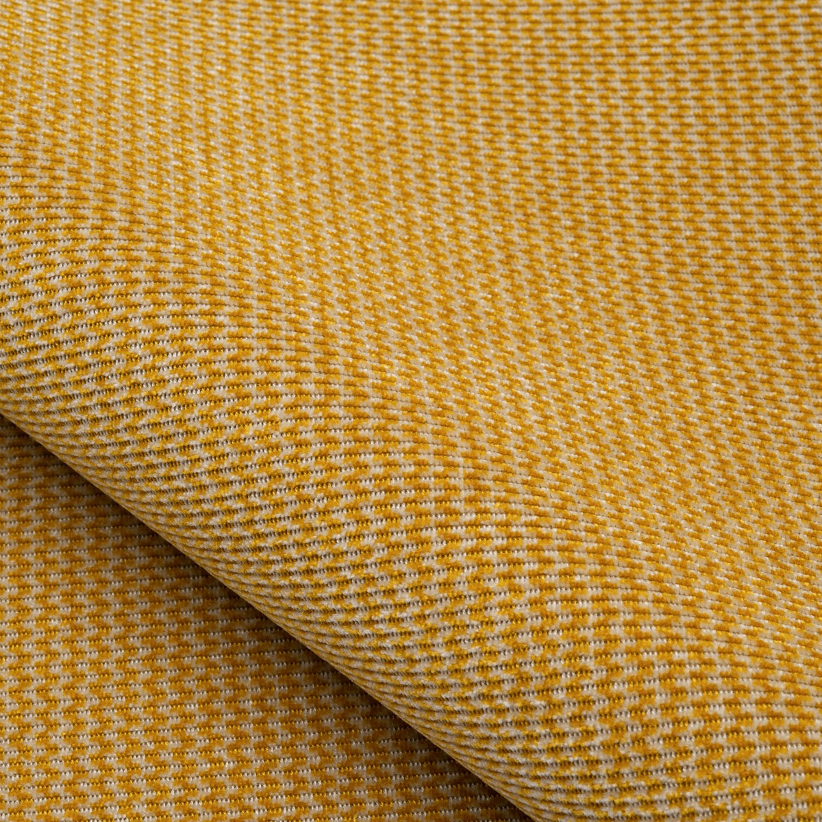 Nobilis Velours Titan 32 Fabric 10877.32