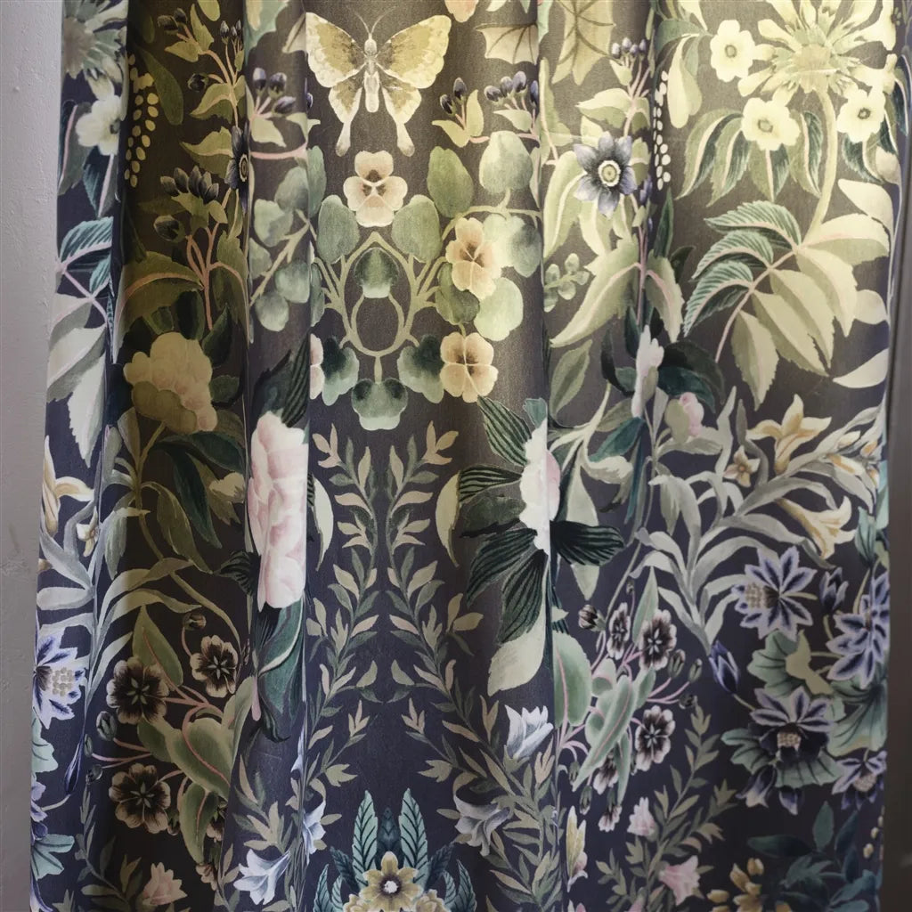 Designers Guild Ikebana Velvet 1 Fabric FDG3078-01