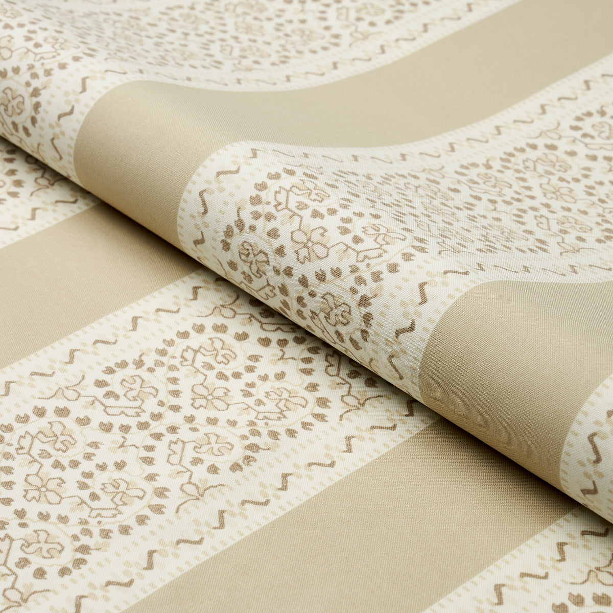 Schumacher Jasmine Indoor/Outdoor Neutral Fabric 180742