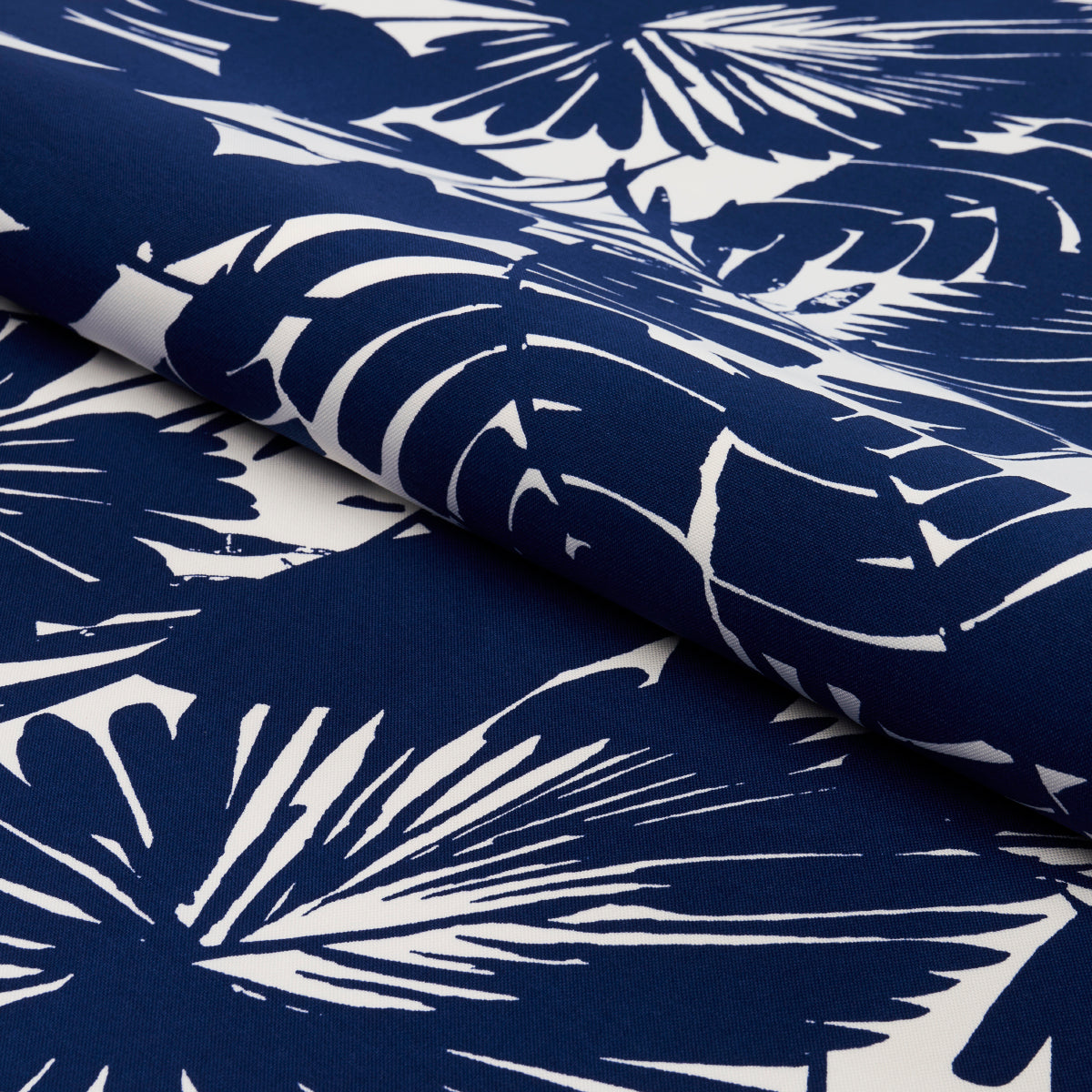 Schumacher Palisades Palm Indoor/Outdoor Indigo Fabric 181070