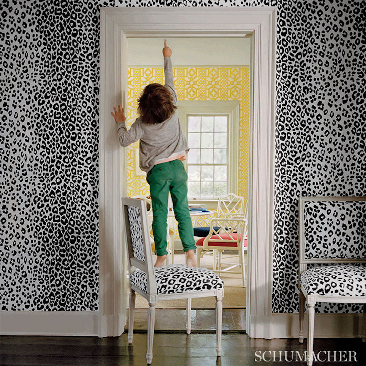 Schumacher Iconic Leopard Graphite Wallpaper 5007012