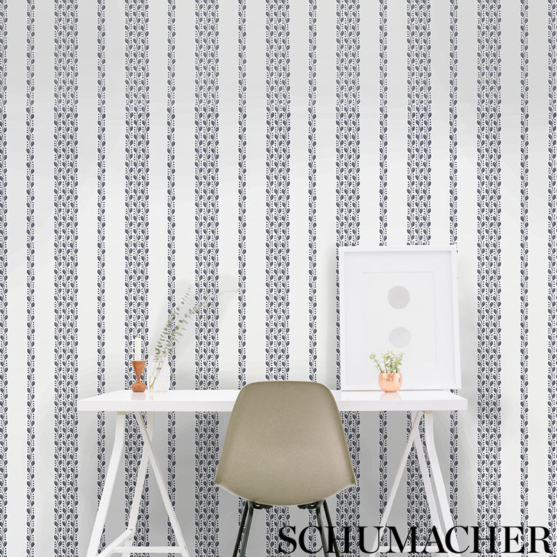 Schumacher Lillian Vine Carbon Wallpaper 5009523