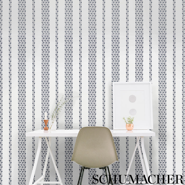 Schumacher Lillian Vine Carbon Wallpaper 5009523