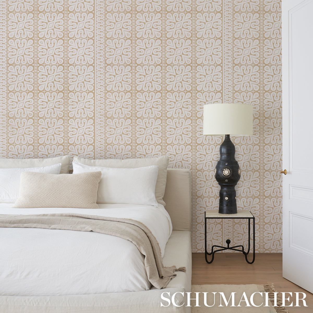 Schumacher Borneo Grasscloth White Wallpaper Sample 5015411