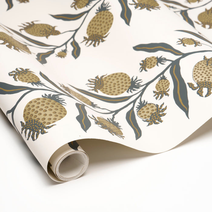 Schumacher Thistle Vine Black & Gold Wallpaper 5015481