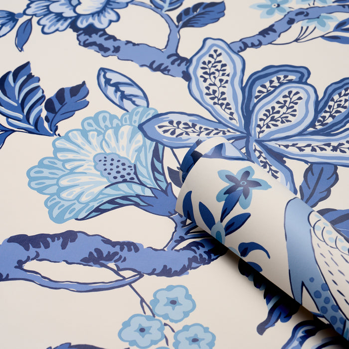 Schumacher Huntington Gardens Bleu Marine Wallpaper Sample 5016660