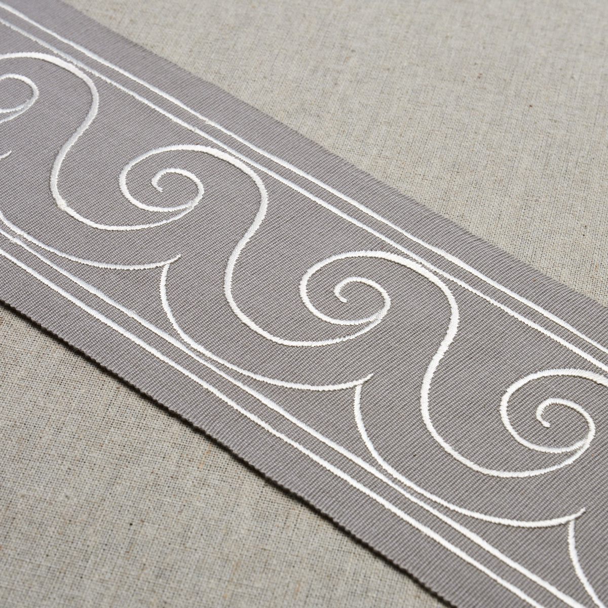 Schumacher Greek Waves Trim White On Grey Trim Sample 70754