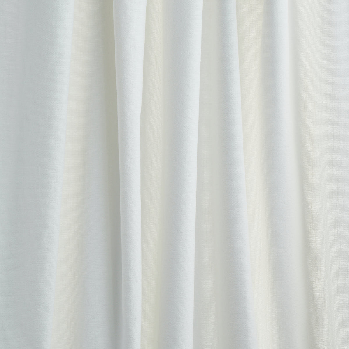 Schumacher Dean Indoor/Outdoor Ivory Fabric 81122