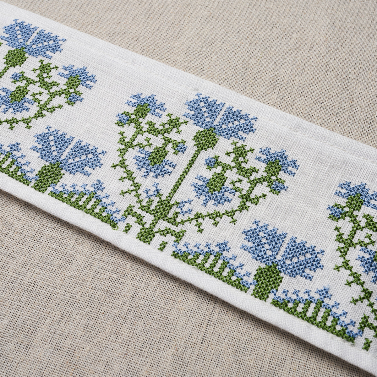 Schumacher Custis Embroidered Tape Chesapeake Trim Sample 81661