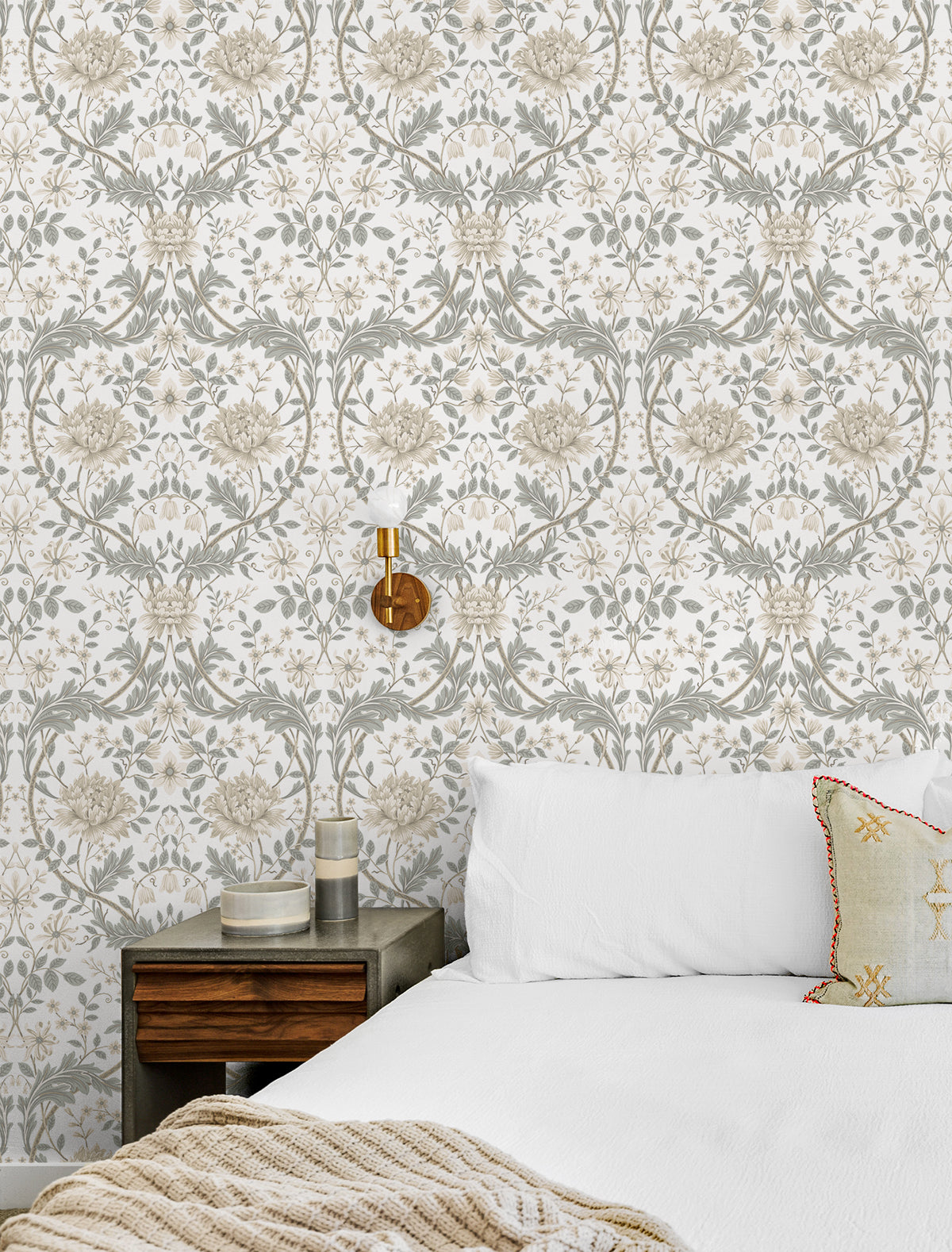 Seabrook Designs Honeysuckle Floral Prepasted Ivory & Grey Wallpaper EP10000