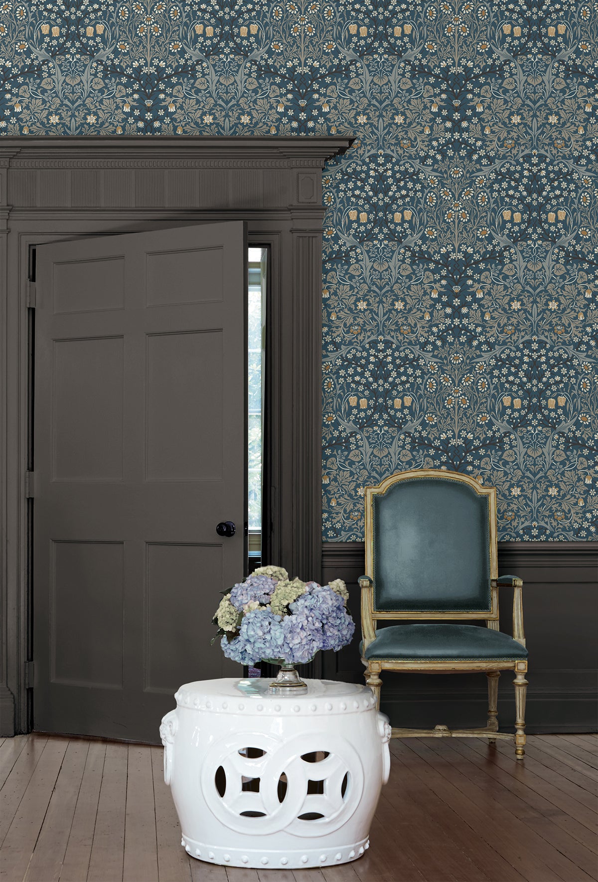 Seabrook Designs Victorian Garden Floral Prepasted Aegean Blue & Warm Stone Wallpaper EP10112