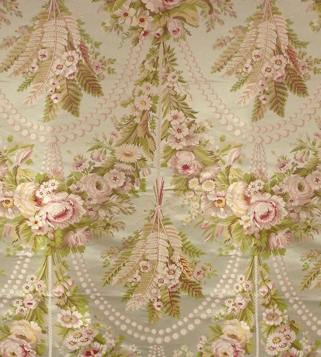 Tassinari & Chatel Ferrieres Rose/Green/Ivory Fabric H0 00011669