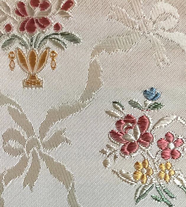 Lelievre Lampas Romance Creme Fabric Sample H0 00014017