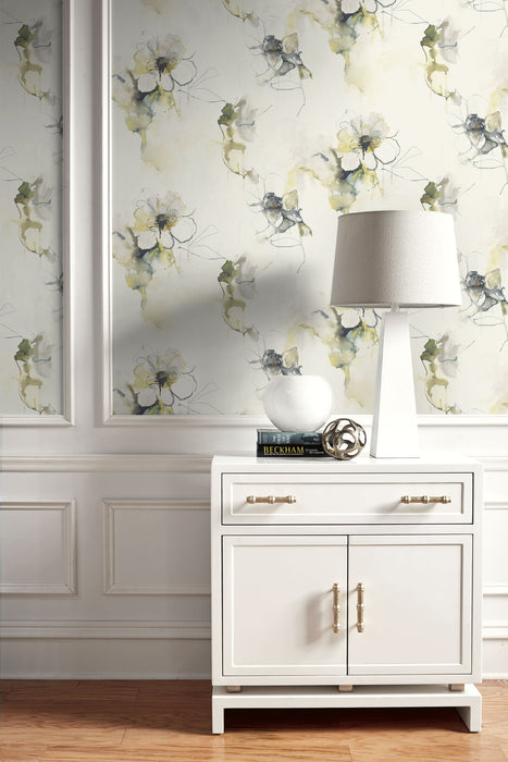 Seabrook Designs Anemone Watercolor Floral Dark Ash And Canary Wallpaper Sample LW50007