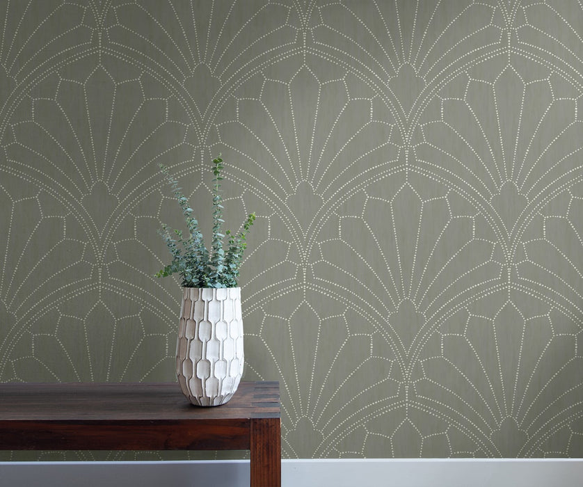 Seabrook Designs Scallop Medallion Cinder Gray And Ivory Wallpaper Sample RY31515