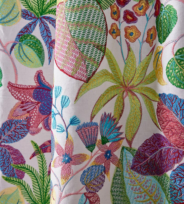 Old World Weavers Greenhouse Bouquet Fabric S7 00015400