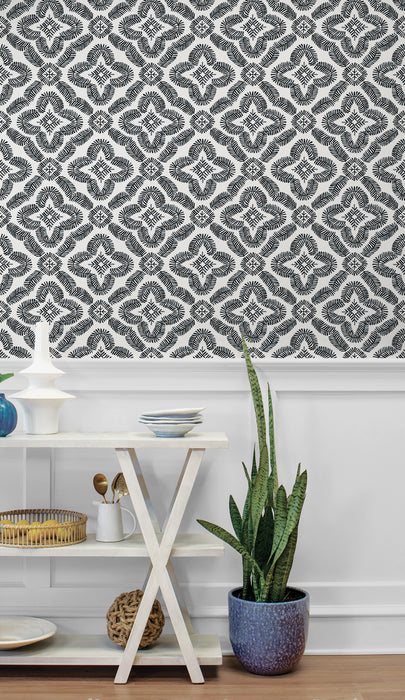 Seabrook Designs Talia Botanical Medallion Black And White Wallpaper Sample SC21300