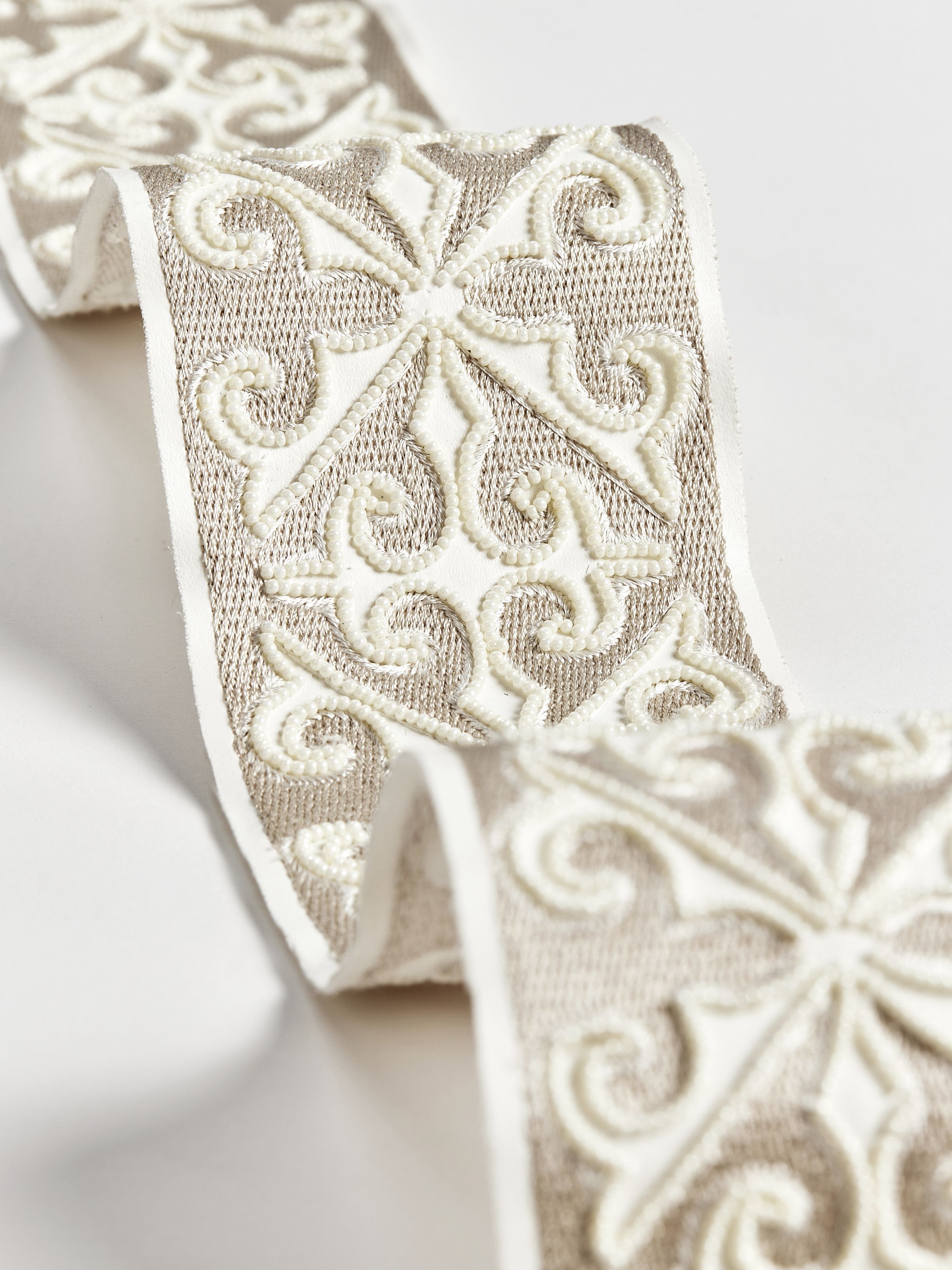 Scalamandre Saxony Embellished Tape Pearl Trim SC 0001T3337