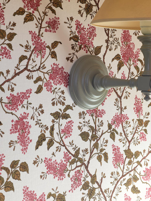 Braquenie Les Lilas Printemps Wallpaper BP354001