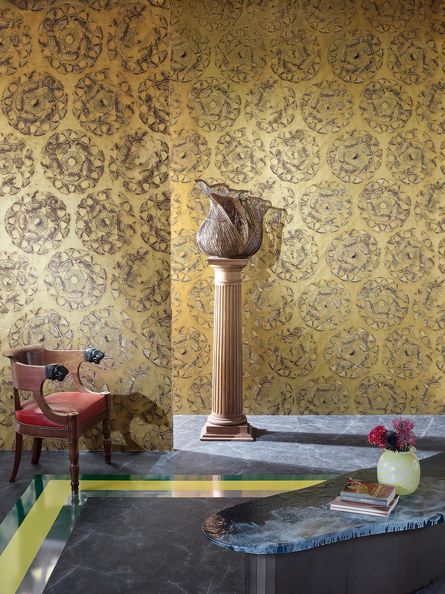 Pierre Frey Djehouty Or Wallpaper FP897003