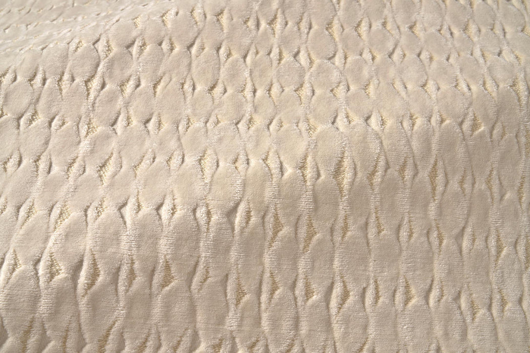 Pierre Frey Kayar Creme Fabric F3768001