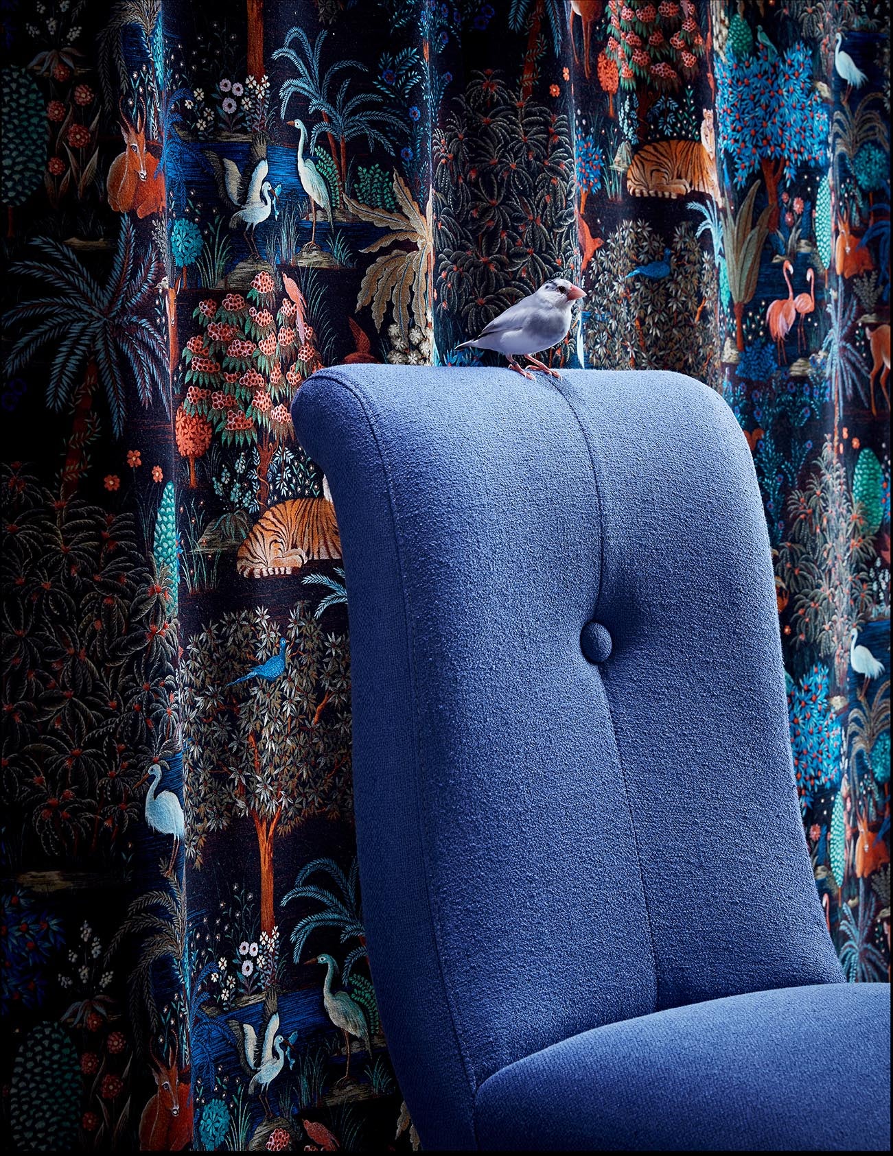 Pierre Frey Le Jardin Du Palais Nuit Wallpaper Sample FP636001