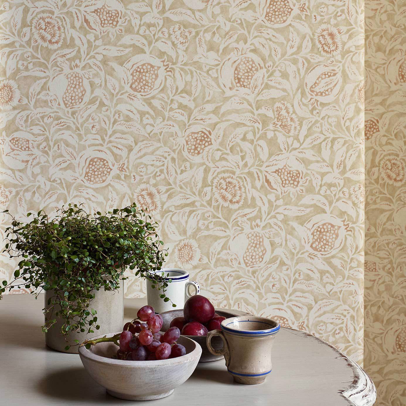 Sanderson Annandale Amber/Sepia 216395 Wallpaper DDAM216395