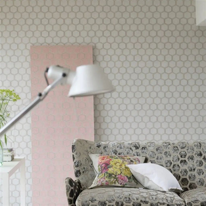 Designers Guild Manipur Oyster Wallpaper PDG1121/03