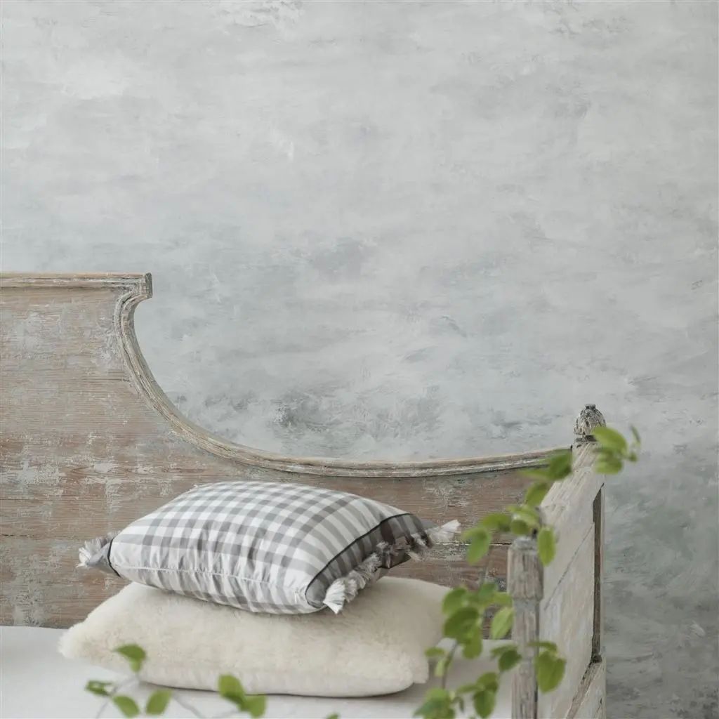 Designers Guild Chettinad Chalk Wallpaper PDG1136/01