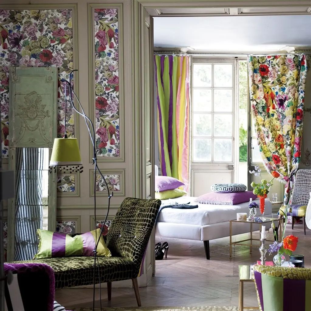 Designers Guild Orangerie Rose Wallpaper P550/01