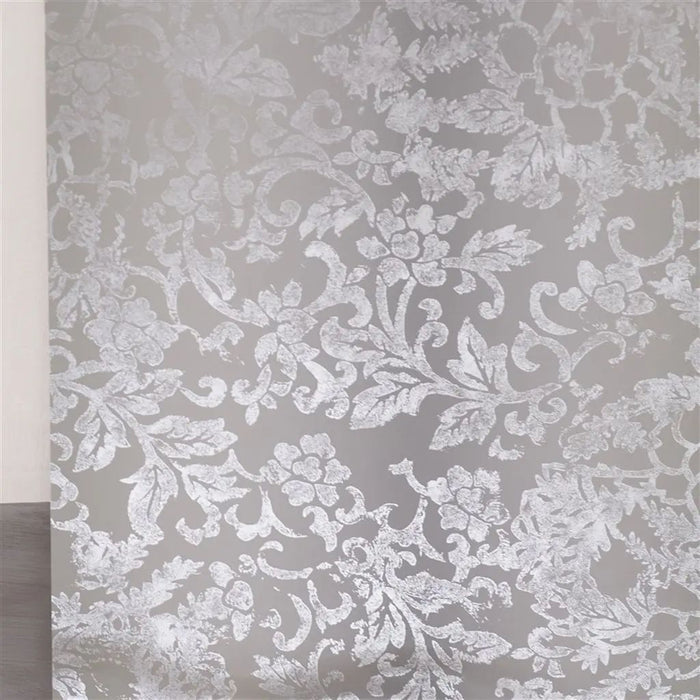 Designers Guild Yuzen Graphite Wallpaper P628/04