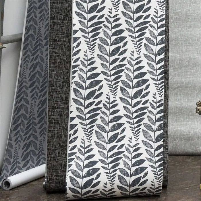 Designers Guild Odhni Graphite Wallpaper P627/07