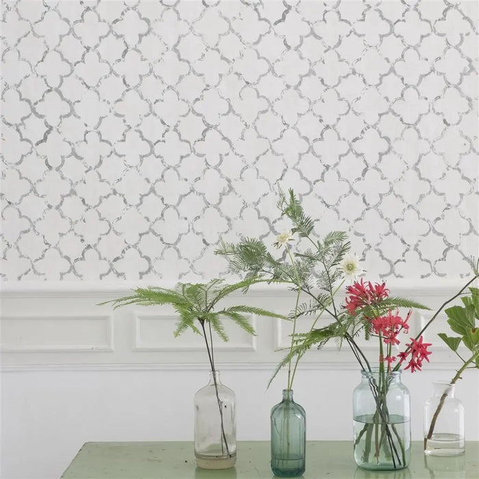 Designers Guild Chinese Trellis Platinum Wallpaper PDG650/08