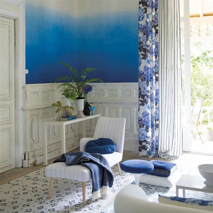 Designers Guild Saraille Cobalt Wallpaper P600/01