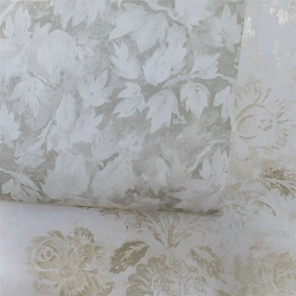 Designers Guild Fresco Leaf Silver Wallpaper PDG679/03