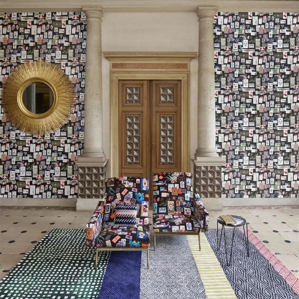 Christian Lacroix Palais Royal Argent Wallpaper PCL696/05