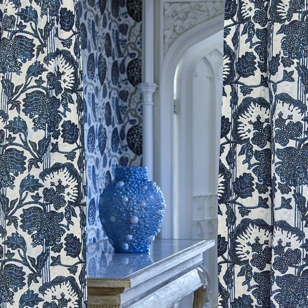 William Yeoward Philippine Indigo Wallpaper PWY9001/01