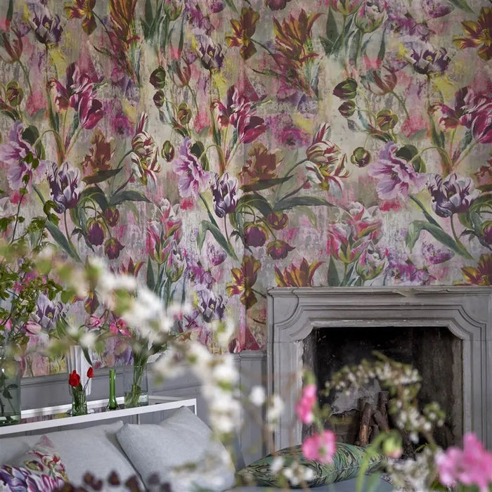 Designers Guild Tulipa Stellata Fuchsia Wallpaper PDG1037/01