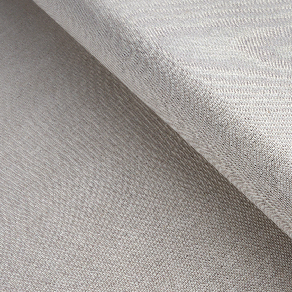 Schumacher Middleton Linen Linen Fabric 93186