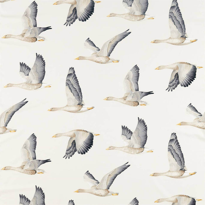 Sanderson Elysian Geese Silver/Chalk 226520 Fabric DYSI226520