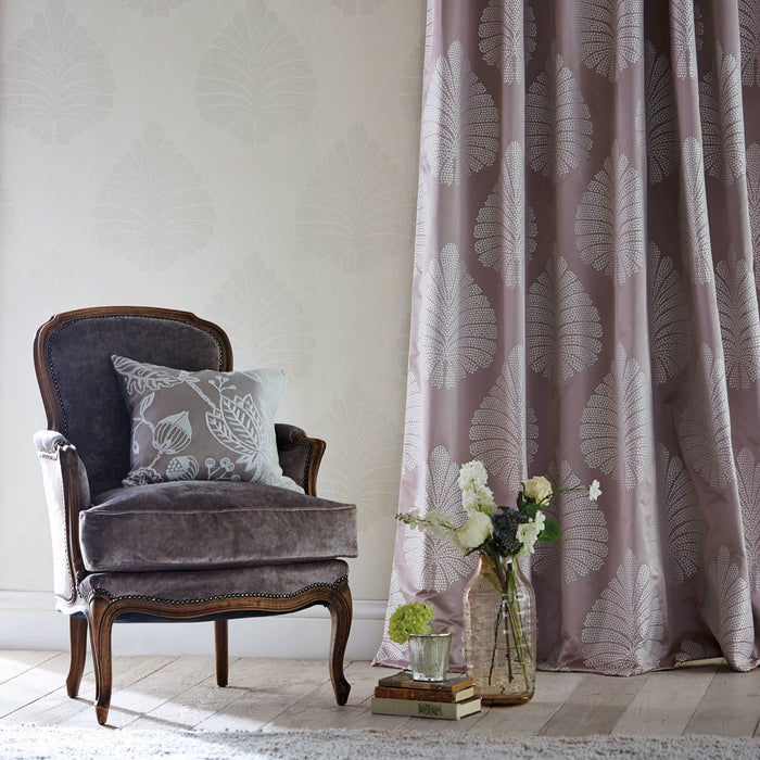 Harlequin Kamille French Grey 111207 Wallpaper HWHI111207