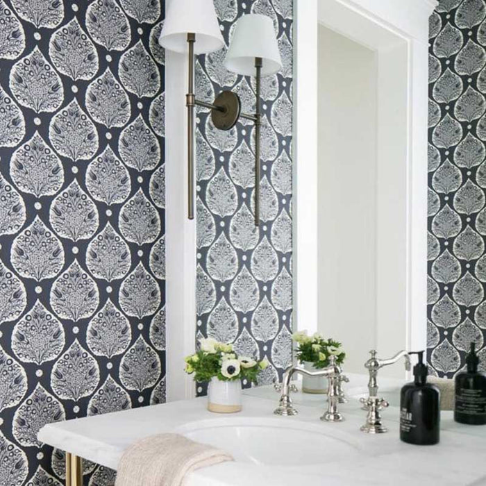 Galbraith & Paul Little Lotus Pinot Wallpaper