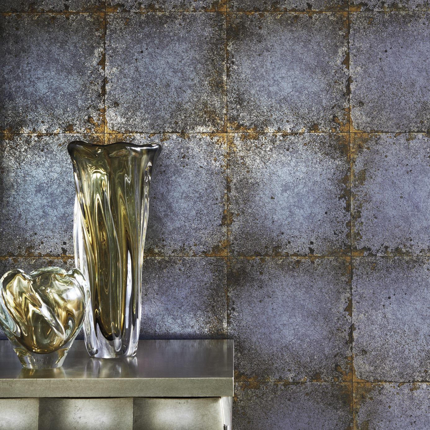 Zoffany Lustre Tile Gold 310984 Wallpaper ZQUA310984