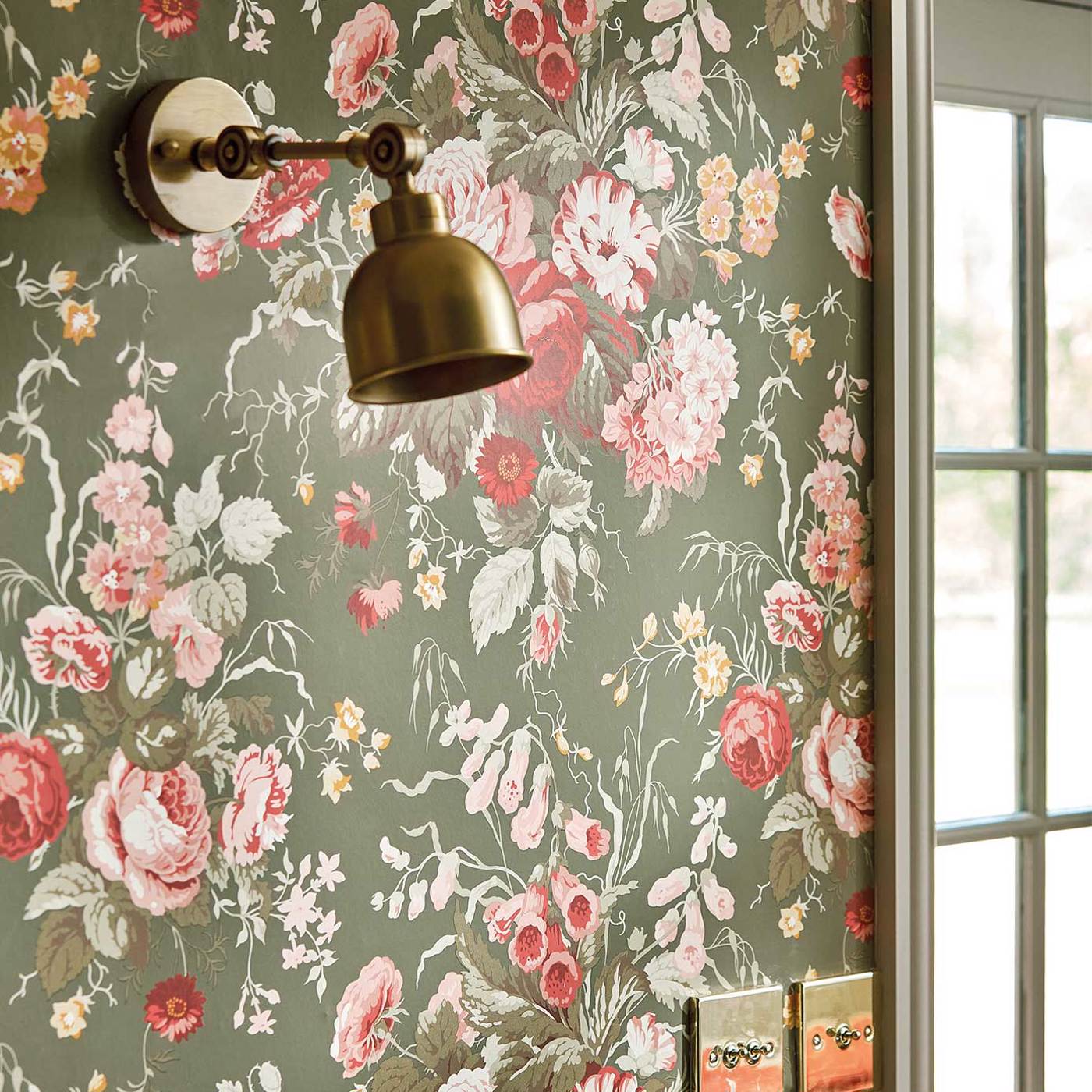 Sanderson Stapleton Park Olive/Bengal Red 217046 Wallpaper DOSW217046