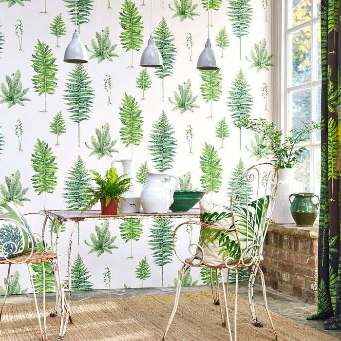 Sanderson Fernery Botanical Green 216633 Wallpaper DGLW216633