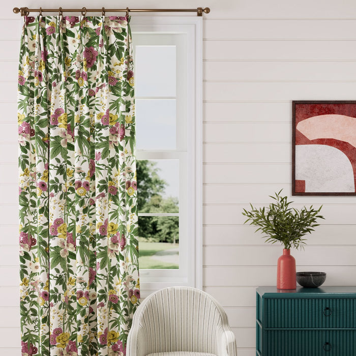 Sanderson Bamboo & Bird Scallion Green/Fushia 226969 Fabric DWAT226969