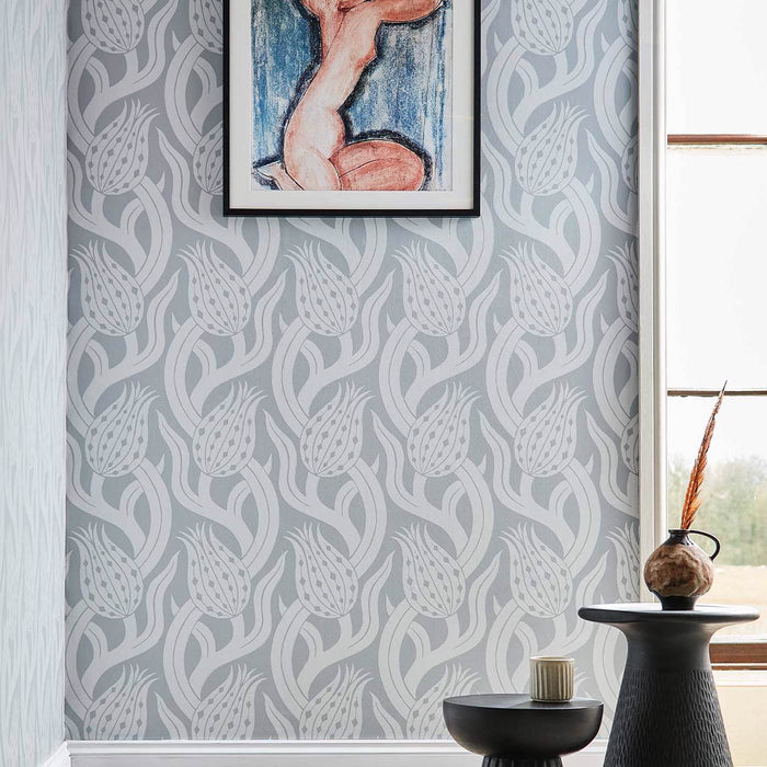 Zoffany Persian Tulip Silver 312998 Wallpaper ZHIW312998